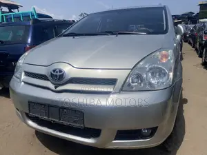 Toyota Verso 2009 Silver