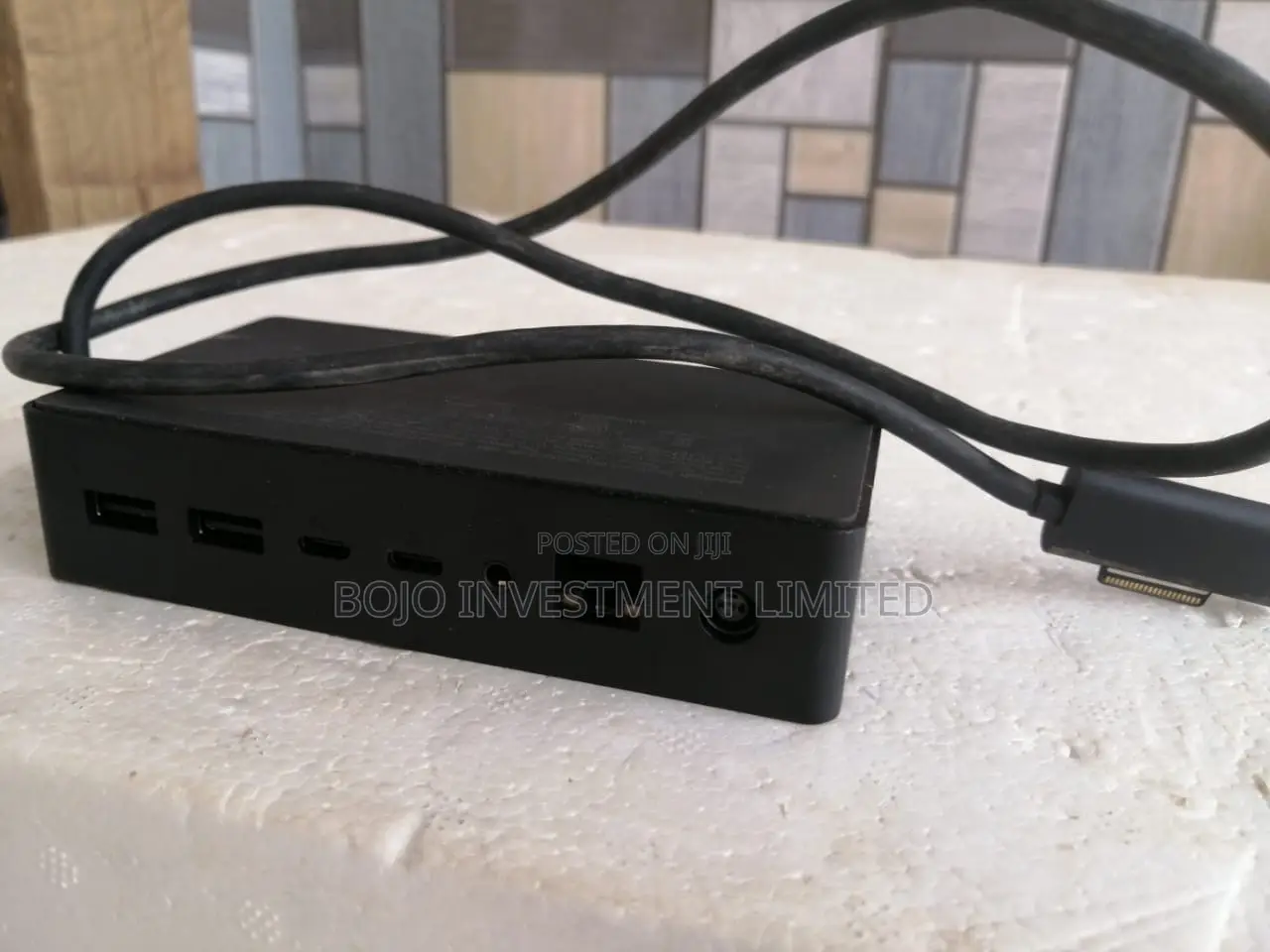 Microsoft Surface Dock 2