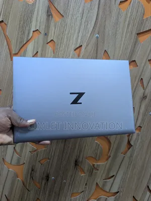 Laptop HP ZBook Firefly 14 G7 32GB Intel Core i7 SSD 512GB