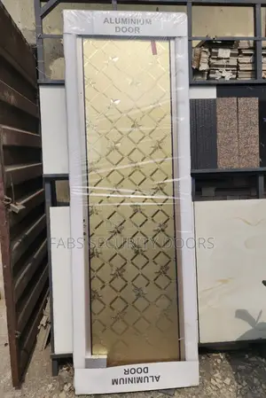 Extraheight 750 Toilet Door