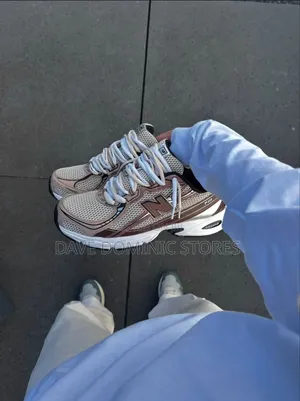 Top Quality New Balance Brown 740