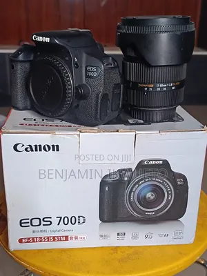 Canon 700d With 17-50mm Sigma Wide Angle Lens .