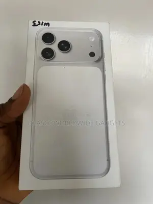 New Apple iPhone 17 Pro Max 256 GB Silver