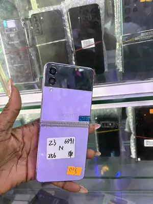 Samsung Galaxy Z Flip3 5G 128 GB Purple