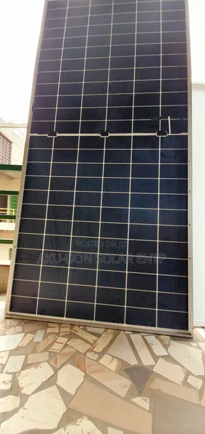 625watts 144cells High Efficiency Canadian Solar Panels