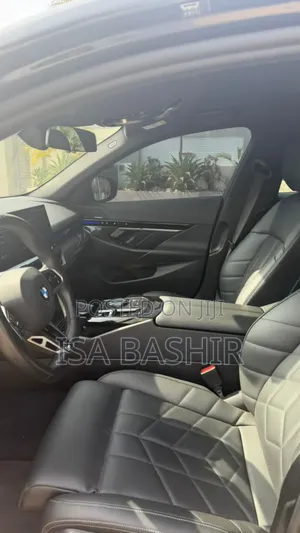 BMW 520i 2024 Black