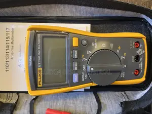 Fluke 117 Digital Multimeter