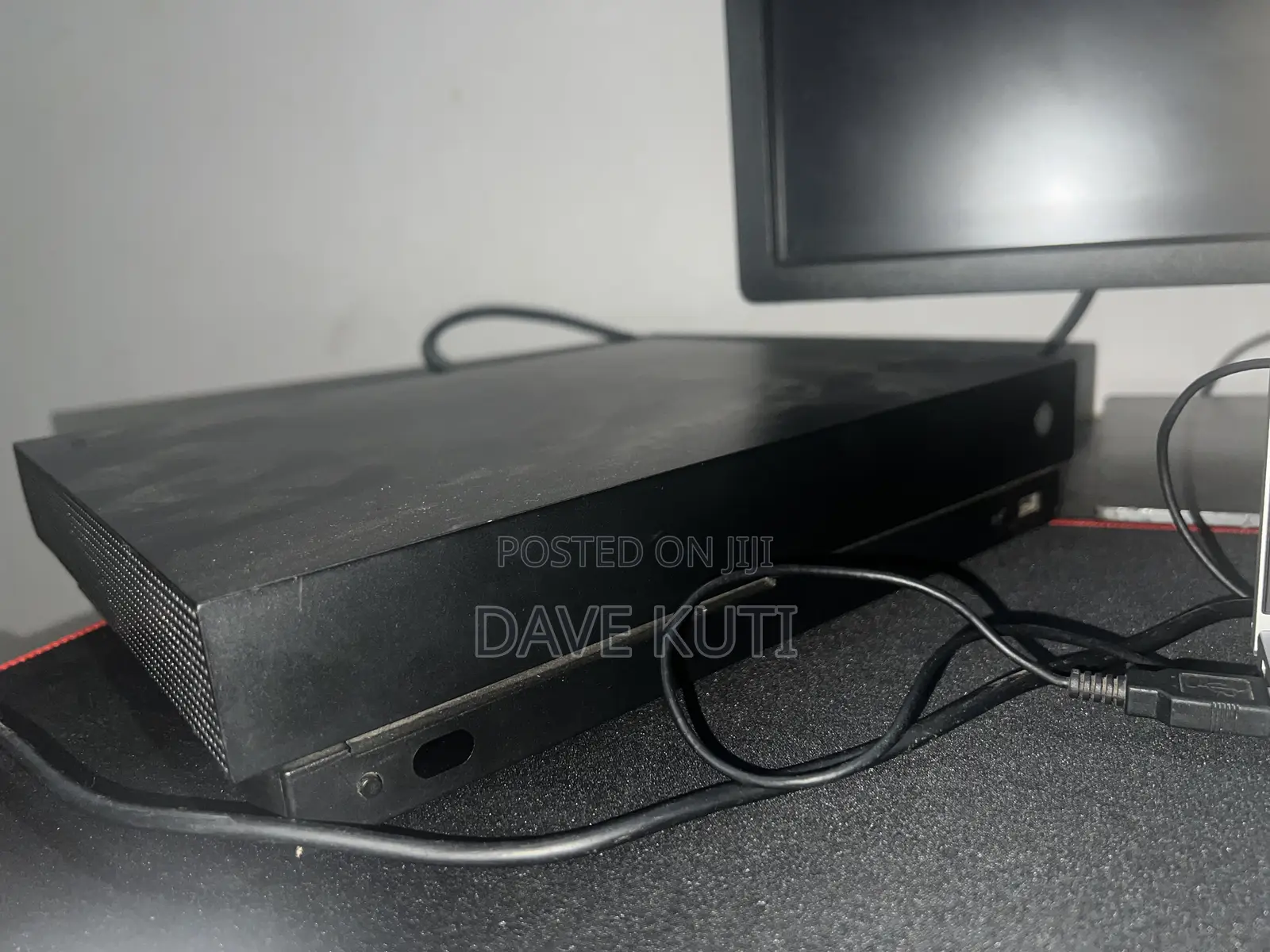 Xbox One X