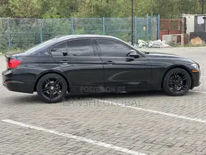 BMW 320i Sedan RWD 2015 Black
