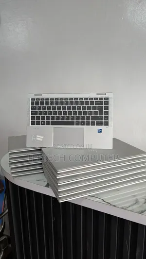 Laptop HP EliteBook 1040 G8 32GB Intel Core i7 SSD 512GB
