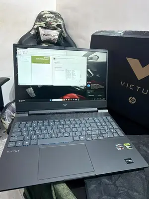 New Laptop HP Victus 15 16GB AMD Ryzen 7 SSD 512GB