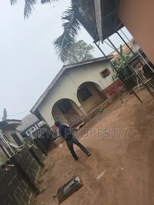 2bdrm Block of Flats in Agufoye Igbogbo for sale