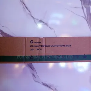 20mm PVC Tee Box – Durable Plastic Pipe Connector