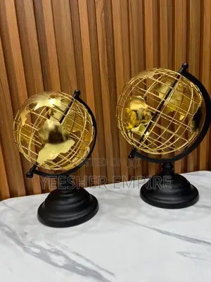Metal World Globe Decor