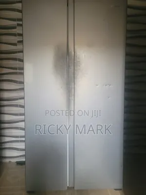 Hisenss Side by Side Fridge