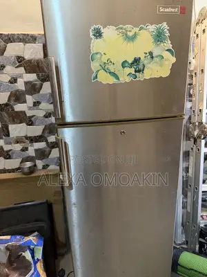 Scanfrost Refrigerator