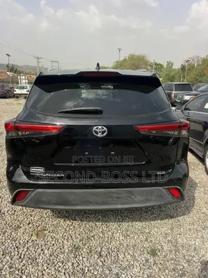 Toyota Highlander XLE 2021 Black