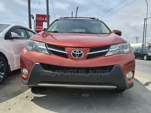 Toyota RAV4 XLE 4dr SUV (2.5L 4cyl 6A) 2014 Maroon