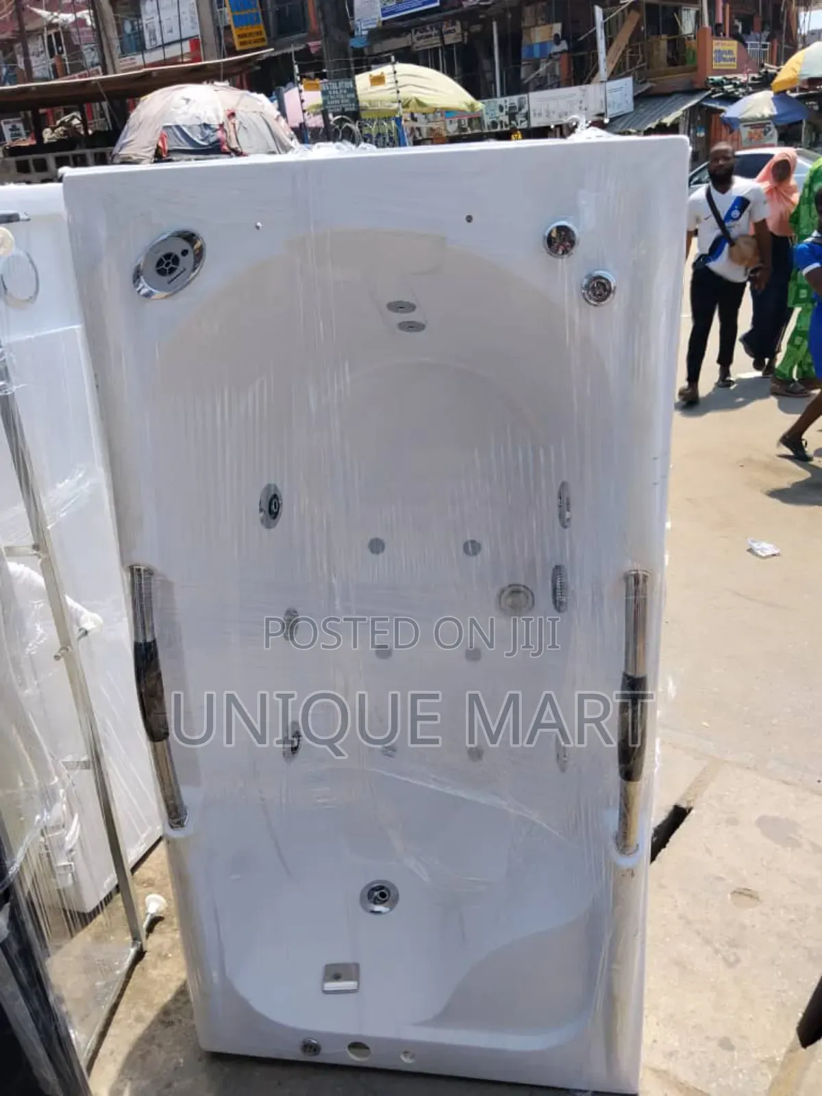 High Quality Single Seater Rectangular Shaped Jacuzzi