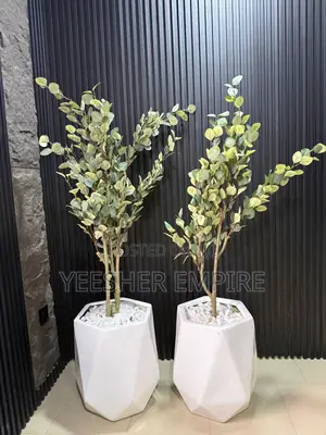 Artificial Flower in Hexagon Fibre Vase
