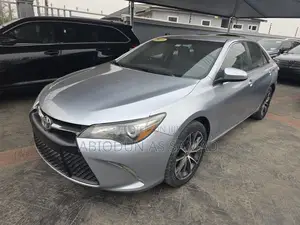 Toyota Camry XSE 4dr Sedan (2.5L 4cyl 6A) 2015 Silver