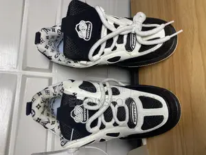 Good Quality Lv Sneakers
