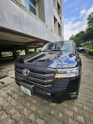 Toyota Landcruiser 2022 for Hire