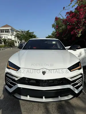 Lamborghini Urus for Hire