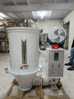 Industrial Hot Air Hopper Dryer for Plastic Granules (250kg Capacity)