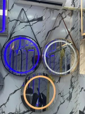 Round Led Mirrow With Hanging Rop