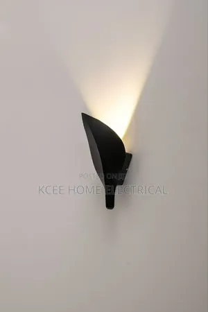 Luxury Led Wall Bracket Light – Decorative Lamp