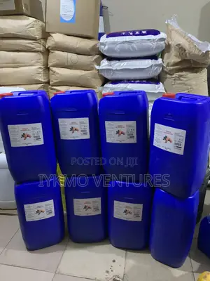 Sweet Almond Oil_ 1liter / 100% Pure Natural