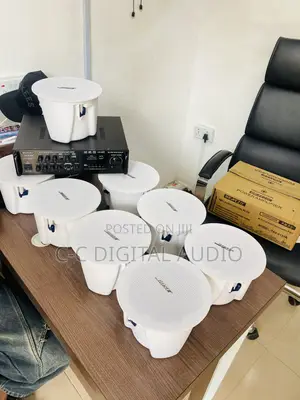 8 Bose Ceiling With Table Top Amplifier