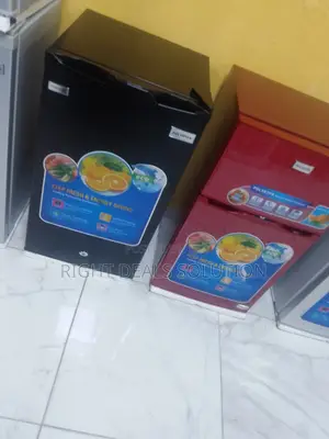Polystar 90l Mini Refrigerator – Perfect for Small Spaces