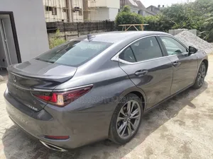 Lexus ES 350 F Sport 2020 Gray