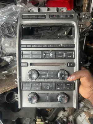 Ford Taurus Dashboard Face Stereo Infotainment 2010 2011 2012