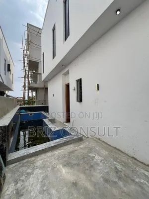 5 Bedroom Duplex + Bq