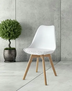 Classy Padded Retro Plastic Dining Chair
