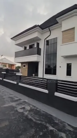 4bdrm Duplex in Pocket Layout , for sale