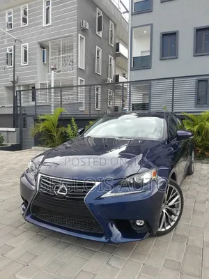 Lexus IS 2015 Blue