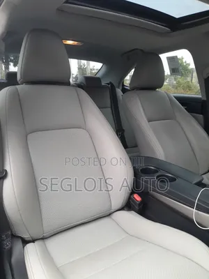 Lexus IS 2015 Blue
