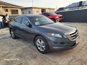 Honda Crosstour 2012 Gray