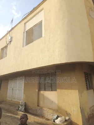 3bdrm Block of Flats in Ojodu, Yakoyo/Alagbole for sale