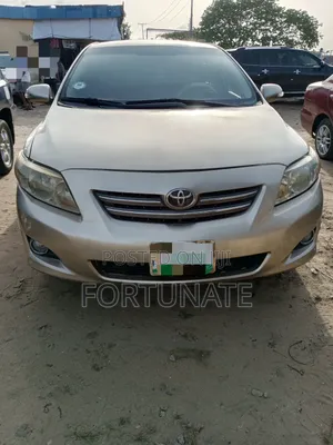 Toyota Corolla 2008 Gold