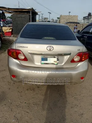 Toyota Corolla 2008 Gold