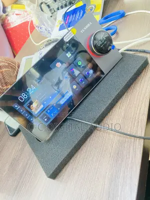 7 Inches Android Screen Smart Home Amplifier for Ceiling Speakers