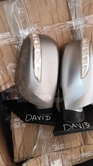 Hyundai Tucson 2013 Side Mirror Set