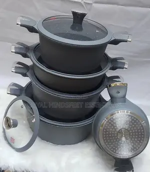 Ucc Life Quality Induction Pot Available in Gray Black