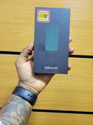 New Samsung Galaxy S23 256 GB Green