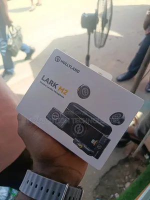 Hollyland Lark M2 Wireless Mic Microphone
